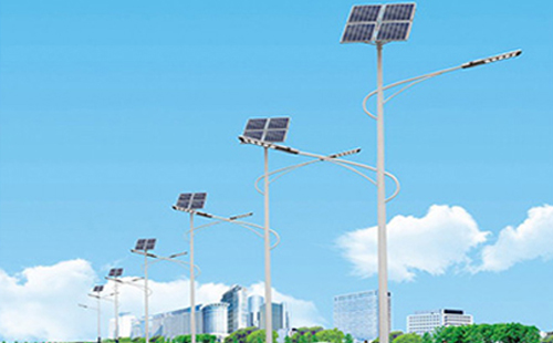 北方冬季库尔勒太阳能路灯的保养要点