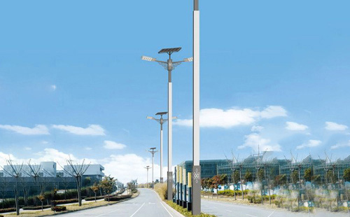 充放电检测实战：库尔勒太阳能路灯运维笔记——零成本判断电池健康与光伏效能