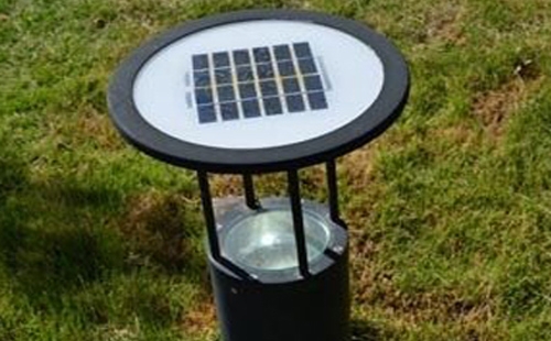 别墅庭院氛围营造：库尔勒草坪灯选型与布光技巧